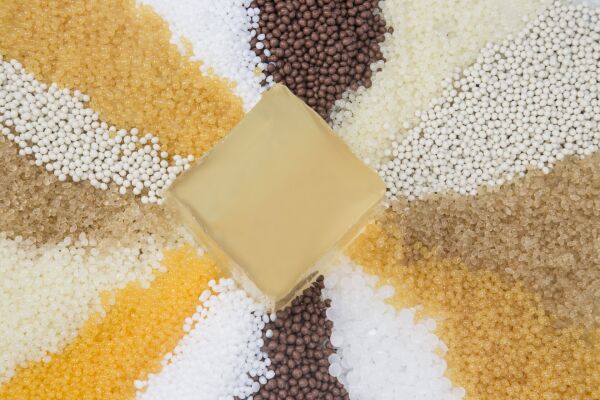 WhiteBlue 720 Eğri Kenar Hotmelt Tutkal – 25 Kg